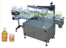 Double-face labeling machine